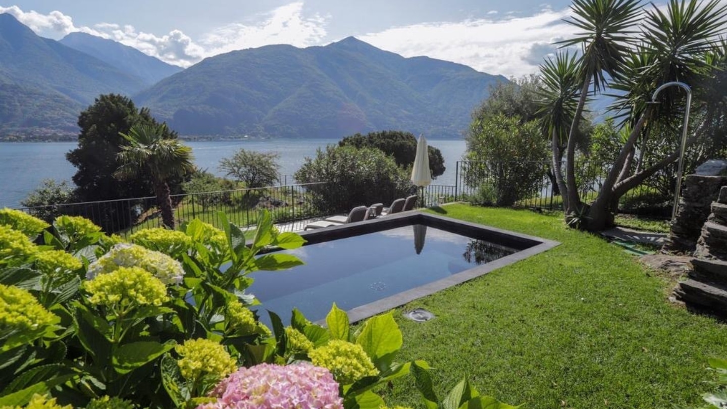 Lake Como villa, fundraising ideas, charity ideas, silent auction items, travel fundraising events