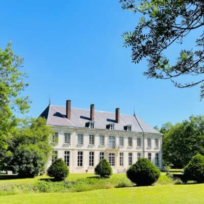 Champagne Chateau for 10