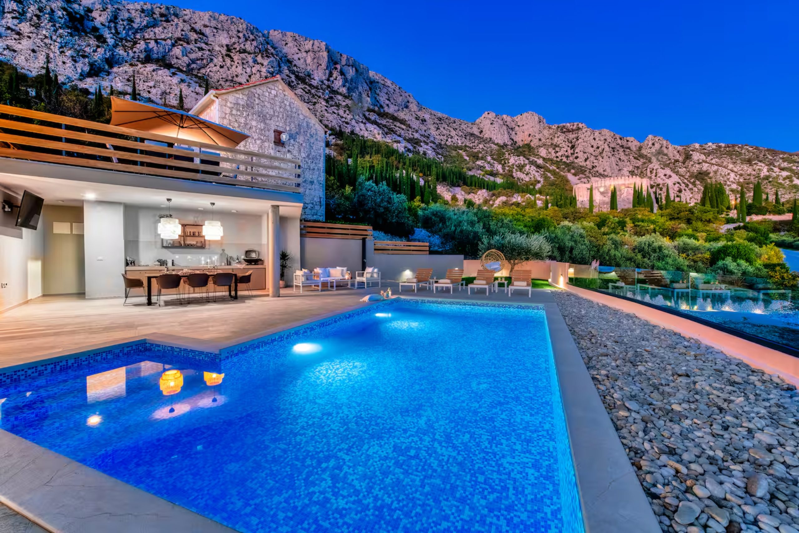 Countryside villa in Dubrovnik, consignment travel providers, charity auction travel packages, vacation fundraising, travel fundraising, fundraising ideas, charity ideas, silent auction items, travel fundraising events